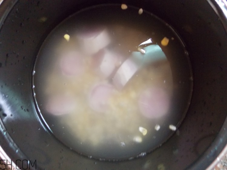 紅豆薏米能和玉米一起煮嗎？紅豆薏米加玉米有什么好處？