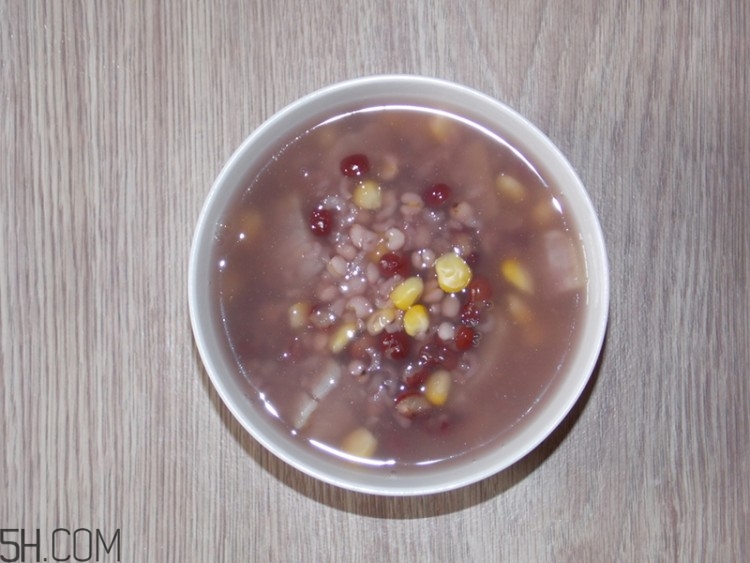 紅豆薏米能和玉米一起煮嗎？紅豆薏米加玉米有什么好處？