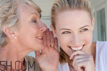 乳腺炎每個階段的表現(xiàn)是什么？乳腺炎可以吃豬肉嗎？