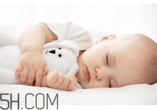 嬰兒猝死綜合征是怎么回事？寶寶睡覺(jué)常犯哪些錯(cuò)誤？