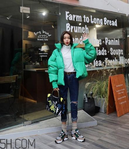 面包服搭配什么鞋子？面包服搭配鞋子圖片