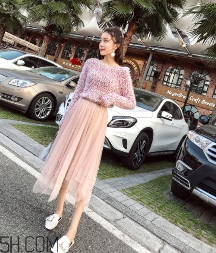 粉色裙子配什么鞋子？不同款式不同的風(fēng)格