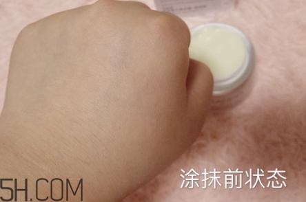 自然堂化妝品多少錢一套？