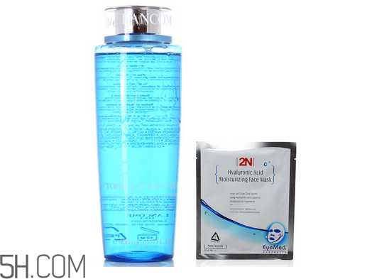 蘭蔻藍(lán)水和粉水的對比測評 蘭蔻藍(lán)水的功效 蘭蔻藍(lán)水和粉水的對比測評 蘭蔻藍(lán)水的功效