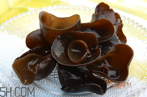 木耳泡了兩天還能吃嗎？木耳泡多了怎么保存？