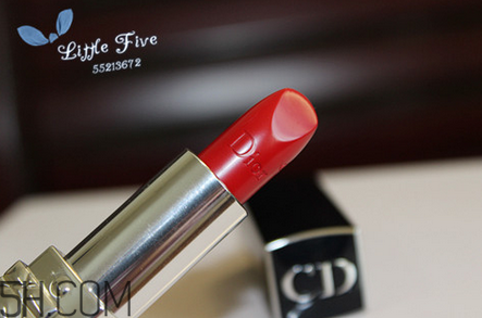 雅詩蘭黛和迪奧口紅哪個好用？雅詩蘭黛和迪奧口紅對比測評