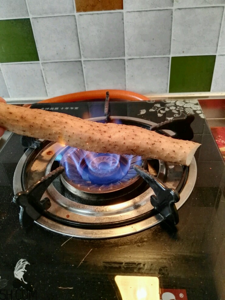 山藥皮上的須能吃嗎？山藥皮上的須怎么去除？