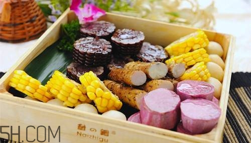 冬季飲食的注意事項(xiàng)是什么？冬季下雪天該如何穿衣？