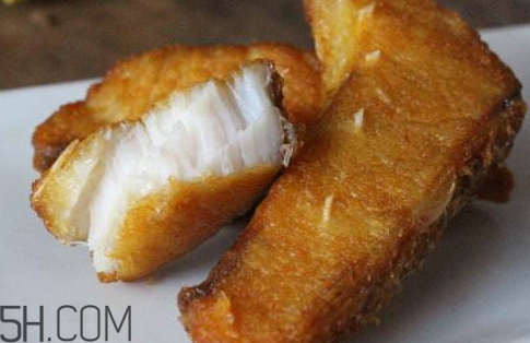 炸魚為什么會粘鍋 炸魚不粘鍋技巧 炸魚為什么會粘鍋 炸魚不粘鍋技巧