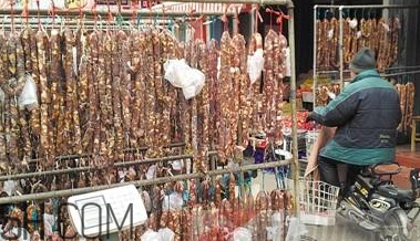 吃香腸與乳腺癌有必然聯(lián)系嗎？為了不患癌還是少吃為妙