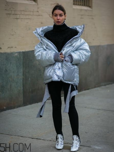 面包服怎么搭配顯瘦？這樣穿秒變紙片人