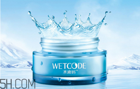 補(bǔ)水霜適合什么膚質(zhì)？天天用補(bǔ)水霜的好處