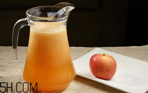 蓮藕和什么榨汁好？蓮藕洞里的泥怎么清理？