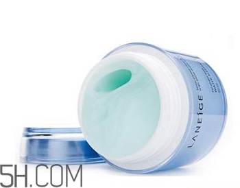 睡眠面膜晚上幾點用好？晚上使用睡眠面膜的正確順序