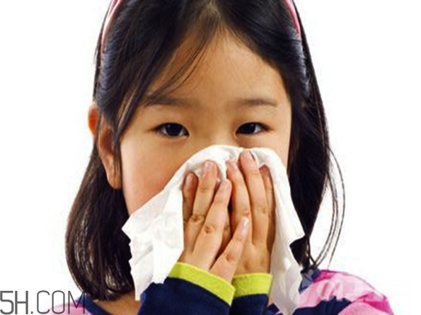 冬季飲食的注意事項(xiàng)是什么？冬季下雪天該如何穿衣？