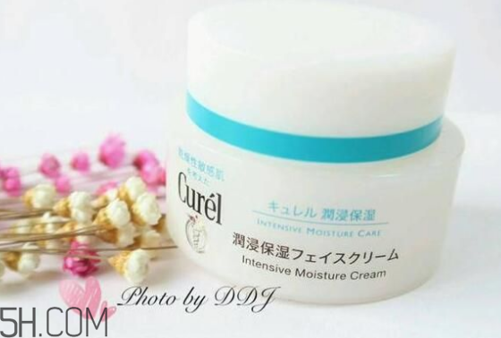 面霜什么時候用最好？保濕面霜哪個牌子好用？