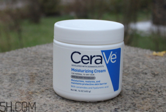 面霜什么時候用最好？保濕面霜哪個牌子好用？