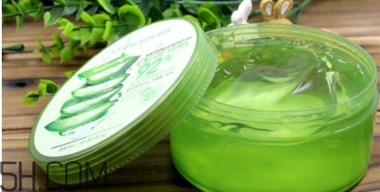 蘆薈膠補(bǔ)水嗎？蘆薈膠身體乳的替代品