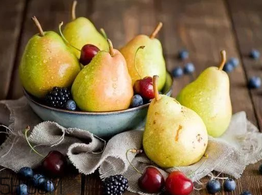 哪些水果可以煮熟吃？柚子蘋(píng)果煮著吃更健康