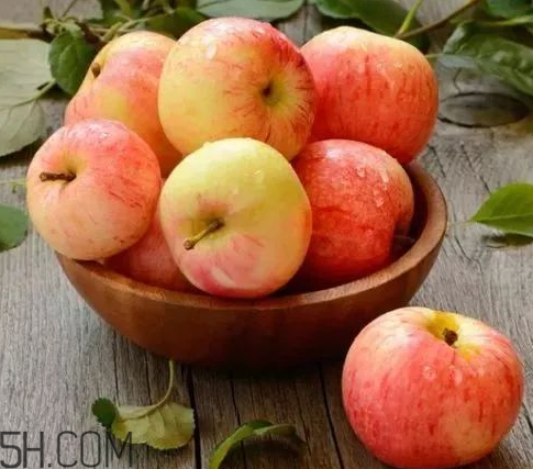 哪些水果可以煮熟吃？柚子蘋(píng)果煮著吃更健康