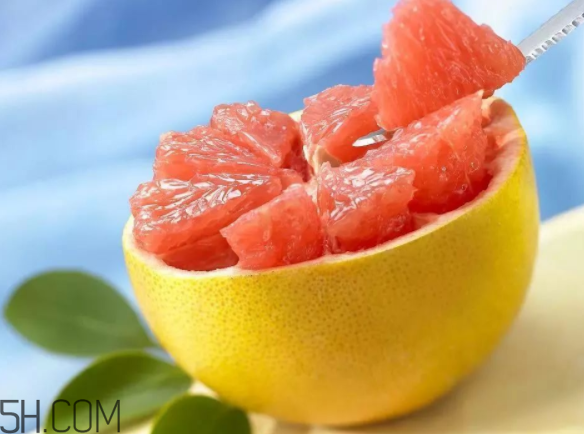 哪些水果可以煮熟吃？柚子蘋(píng)果煮著吃更健康