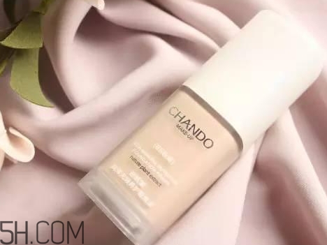 自然堂和玉蘭油哪個(gè)好？平價(jià)品牌的高性價(jià)比