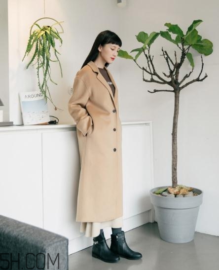 卡其色大衣怎么搭配？這樣穿氣質(zhì)滿滿