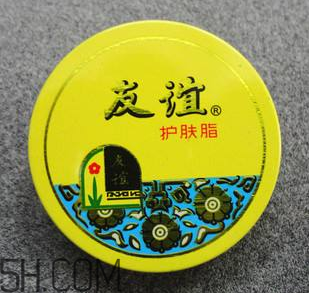 友誼護手霜好用嗎？國貨經(jīng)典復(fù)古懷舊款護手霜