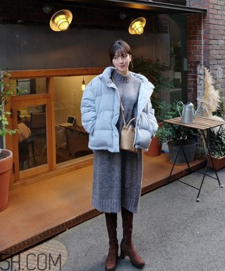 藍(lán)色面包服怎么搭配？塑造冬日運動活力