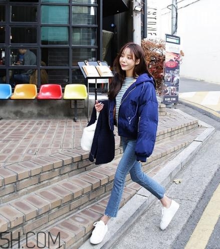 藍(lán)色面包服怎么搭配？塑造冬日運動活力