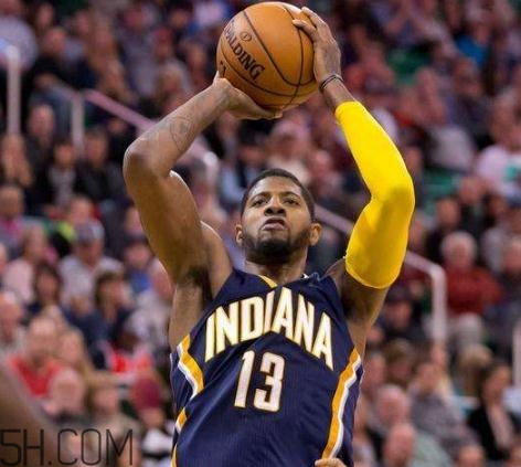 nike pg 2 okc保羅二代戰(zhàn)靴實物什么樣？