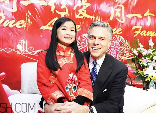 為什么老外愛收養(yǎng)中國的小孩？中國棄嬰多