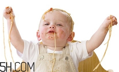 孩子多動癥有何原因？患有多動癥5大因素