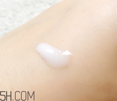 自然堂凝時鮮顏系列多少錢？來看看這個系列的產品