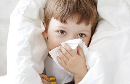 擤鼻涕有哪些危害？嚴(yán)重時(shí)引發(fā)中耳炎導(dǎo)致耳聾