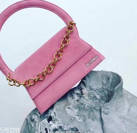 jacquemus包包多少錢？萬元以內(nèi)就能買到的個性包包