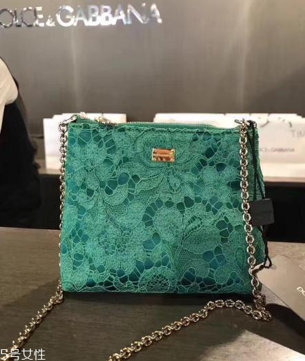 杜嘉班納包包什么檔次？經(jīng)典貴族的必入品牌