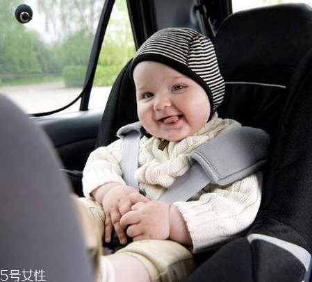 寶寶做飛機(jī)要注意些什么？寶寶旅游行李清單