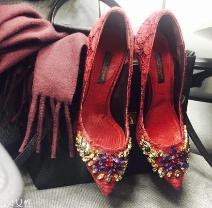 杜嘉班納鞋子偏大偏??？女人這輩子一定要買的鞋子