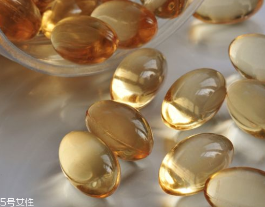 乙型流感會反復(fù)發(fā)燒嗎？乙型流感典型癥狀要當(dāng)心