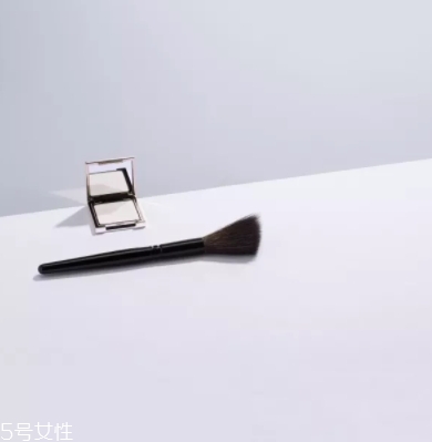 高光刷哪個(gè)牌子好？好用到哭的高光刷