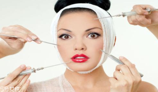 幻丑癥有多可怕？極端時(shí)會(huì)自戕