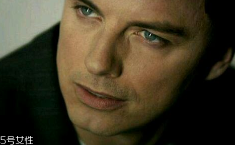 屁股下巴是一種病嗎？長好了顏值高