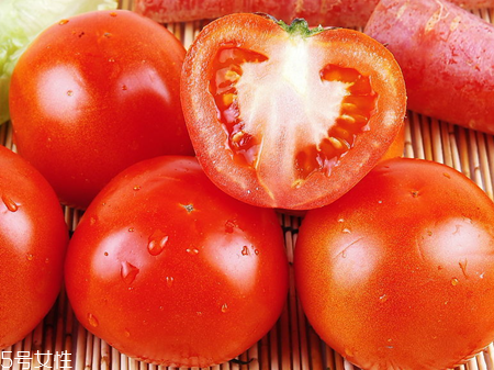 羊水少不可以吃什么水果？兩種水果不能吃