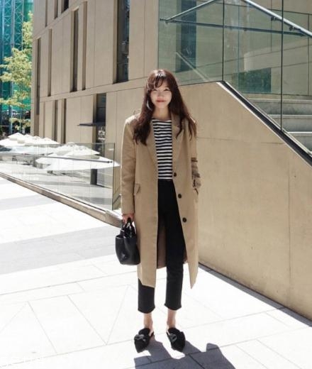 卡其色大衣配什么褲子？這樣穿秒變氣質(zhì)女神