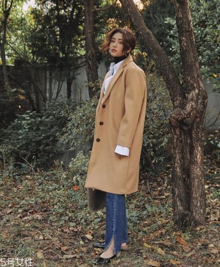 卡其色大衣配什么褲子？這樣穿秒變氣質(zhì)女神