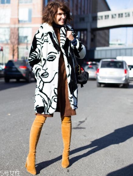 過膝長靴怎么搭配好看？這樣穿時(shí)尚又保暖