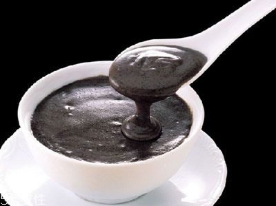 治療白頭發(fā)的食療方法有哪些？推薦三種食療方