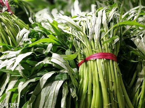 如何洗凈空心菜上殘留農(nóng)藥？四大清洗方法