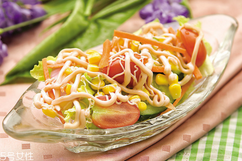 不吃晚餐減肥效果好不好？素食減肥的誤區(qū)